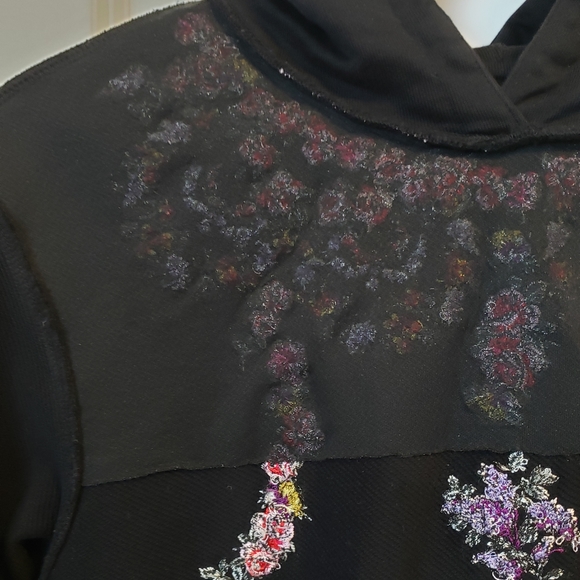 H&M X Giambattista Valli Embroidered Rhinestone Unisex Sweatshirt Sz XS - Picture 9 of 15